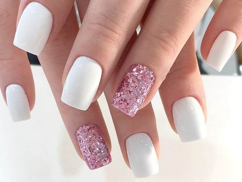 trendy-white-acrylic-nails